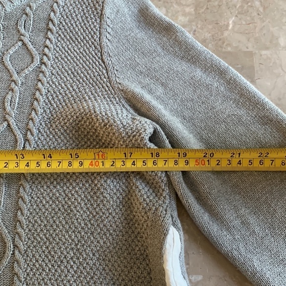 Two by‎ Vince Camuto Layered Sweater cable knit gray white size M winter fall - Picture 12 of 12